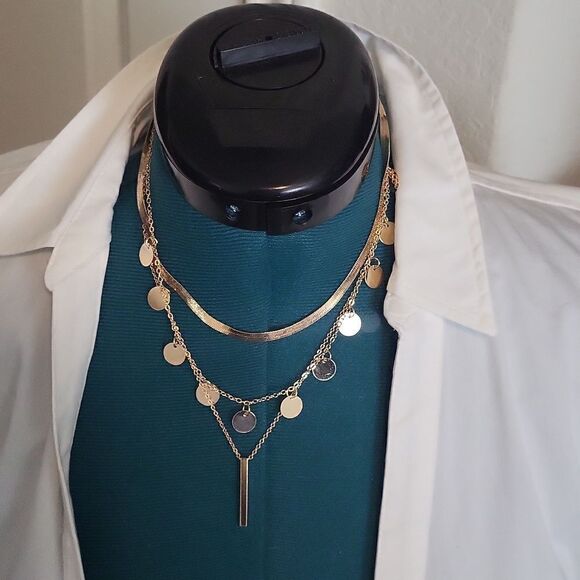 3pcs/set Exquisite Layered Golden Necklace for Women - Picture 8 of 9